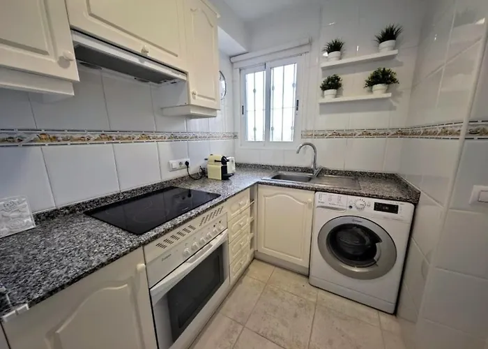 2 Bedroom Near Διαμέρισμα